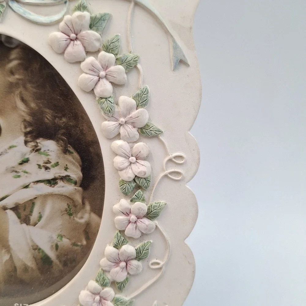 Vintage Style Resin Floral Picture Frame Madonna Child Relief Victorian Girl 5x7